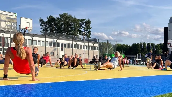 Gratisträning med Friskis på Summer Move – Lidköping