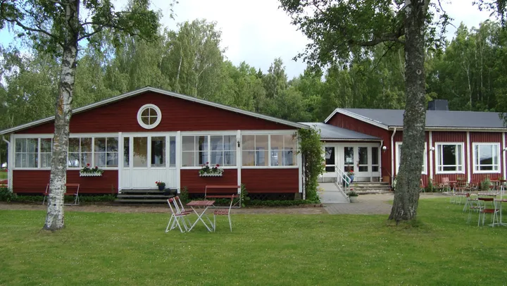Loppis på Sommargården Planteringen – Skara